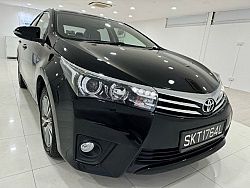 Toyota Corolla Altis 1.6L CVT Elegance LED Keyless Black 2015 